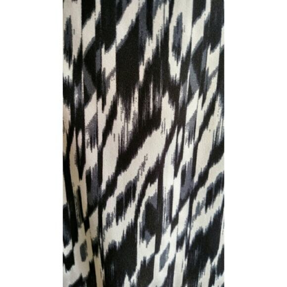 Maggy London Printed Dress - Size 10 - NWOT - Picture 2 of 6